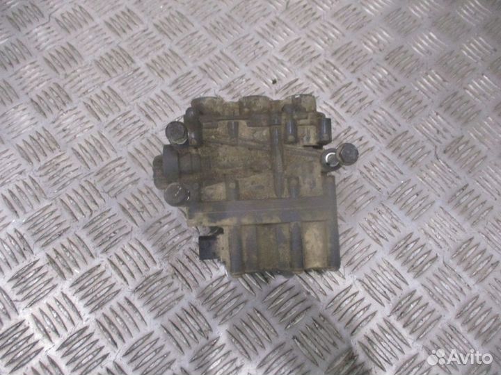 Кран уровня пола ecas Mercedes-Benz A0013271325