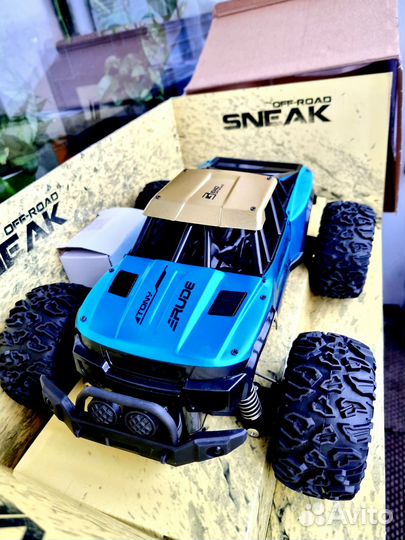 Монстр-трак джип на радиоуправлении