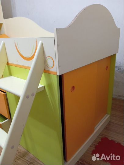 Кровать чердак