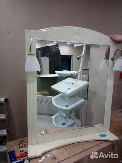 Зеркало с полкой и подсветкой цвет беж