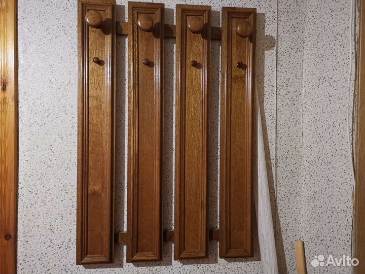 Вешалка в прихожую. Дуб