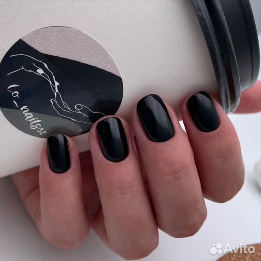 Маникюр и педикюр на Кургане