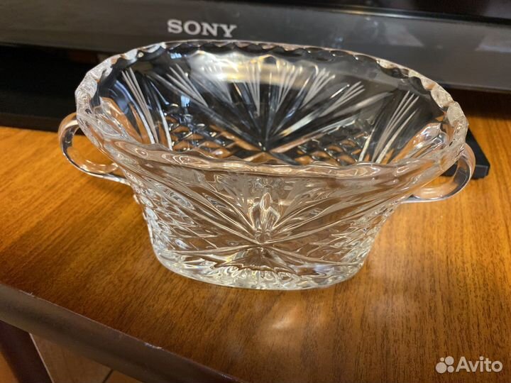 Ваза для фруктов,конфет или варенья хрустальная