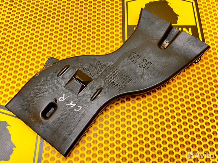 Воздуховод отопителя нижний задний правый Kia