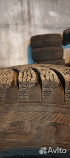 Laufenn I Fit Ice LW 71 215/65 R16 98T