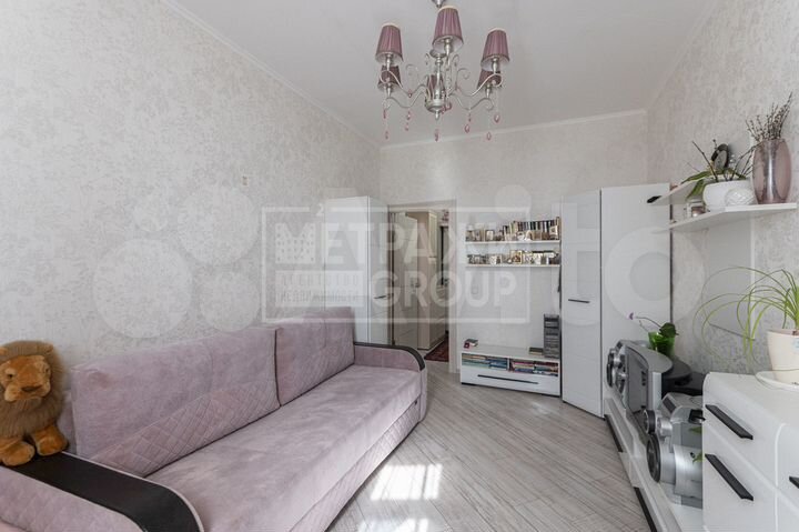 2-к. квартира, 54 м², 8/18 эт.