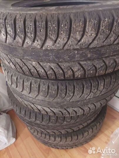 Bridgestone Ice Cruiser 7000 225/65 R17