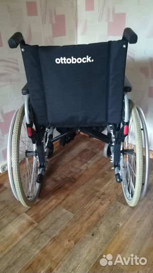 Кресло-коляска для инвалидов
