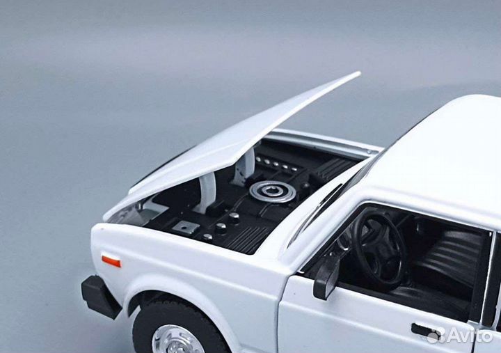 Модель автомобиля LADA ваз 2107 металлическая