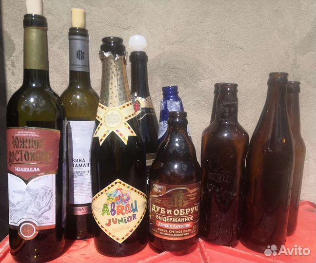 Бутылки стеклянные