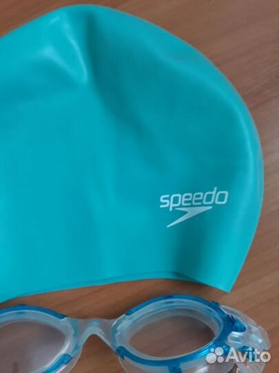 Шапочка для плавания speedo и очки joss