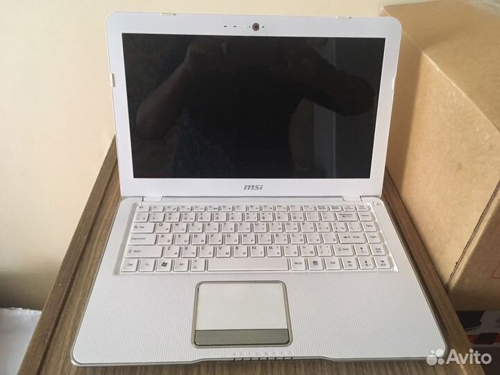 Нетбук msi