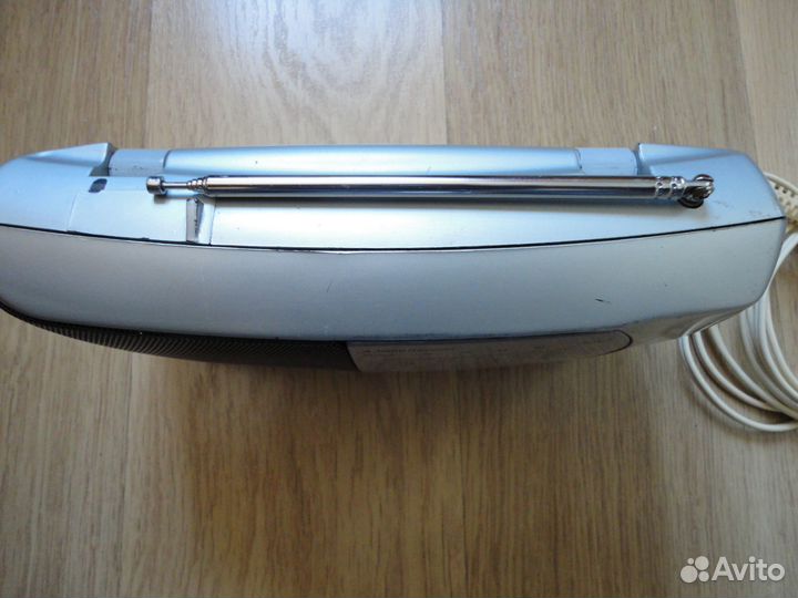 Радиоприёмник KW -203