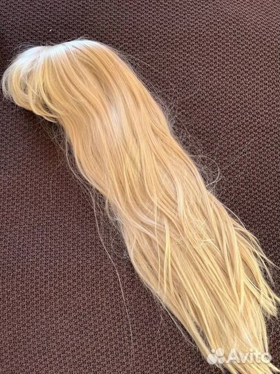 Парик из натуральных волос блонд