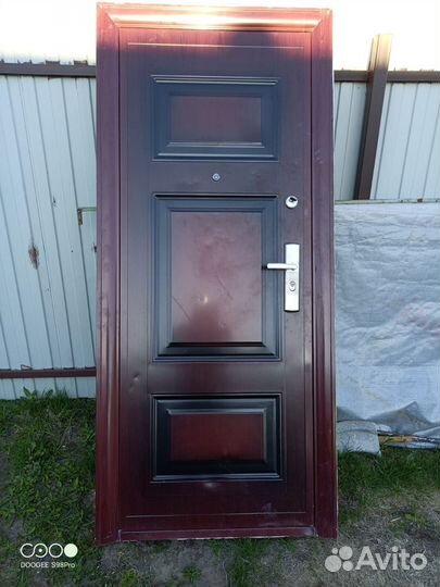 Дверь входная