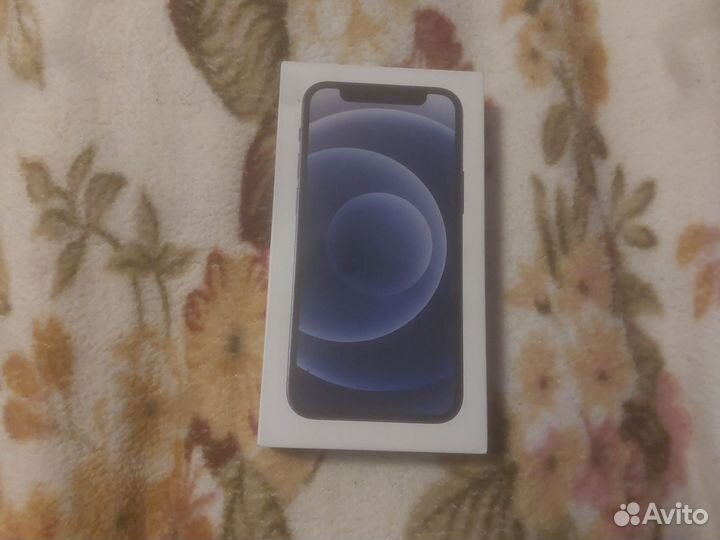 iPhone 12 mini, 64 ГБ