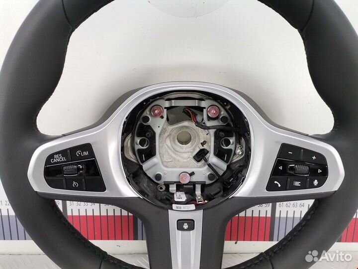 Руль для BMW 5-Series (G30/G31/G38) 32308008180