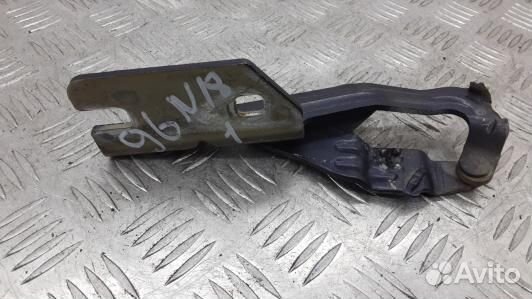 Петля капота citroen xsara picasso (96N18D501)