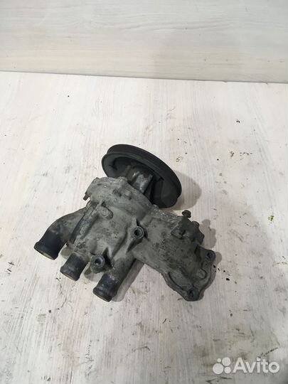 Насос водяной помпа Ауди 80 Б3