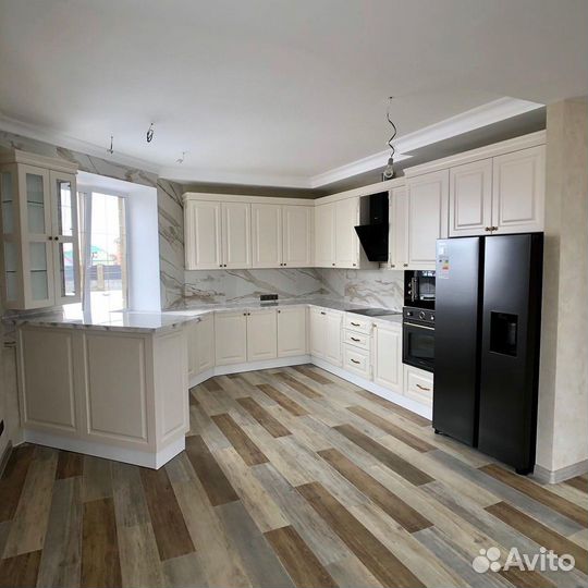 Дизайнерская кухня под заказ любой сложности