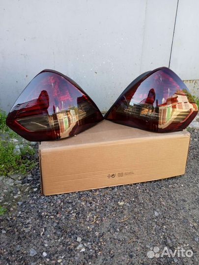 Задние фонари Nissan tiida c11 седан