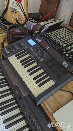 Миди контроллер клавиатура axiom 25