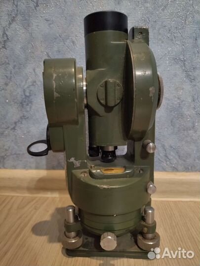 Теодолит СССР Зарезервирован