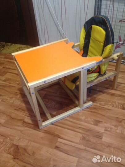 Стул для кормления