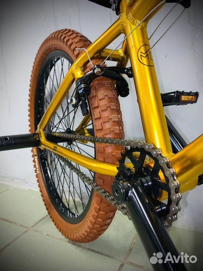 Велосипед bmx легкий 22 колеса