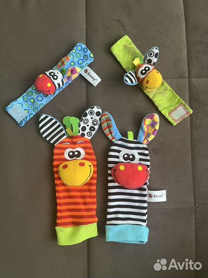 Браслеты и носки погремушки на ручки и ножки
