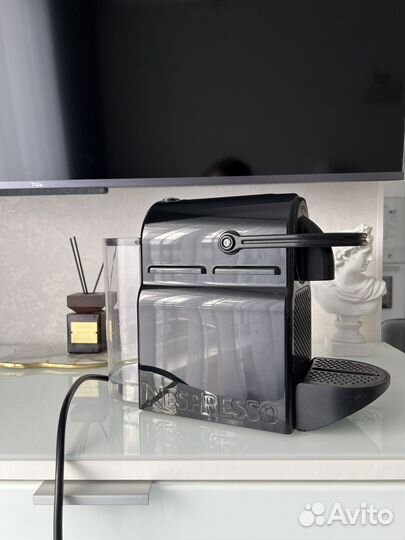 Капсульная кофемашина delonghi nespresso