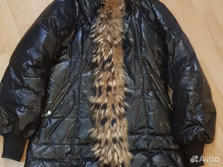 Пуховик женский