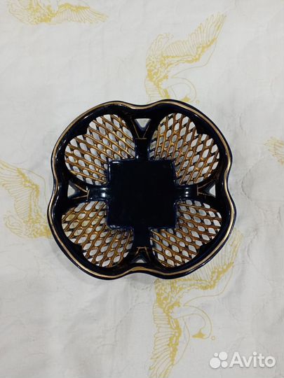 Конфетница, сухарница фарфор