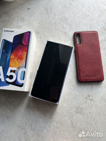 Samsung Galaxy A50, 4/64 ГБ