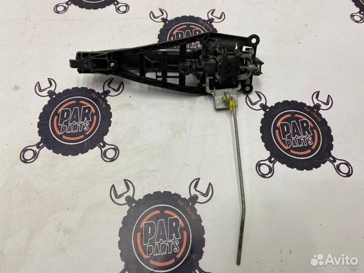 Ручка двери внешняя задняя левая Opel Zafira B 1.8