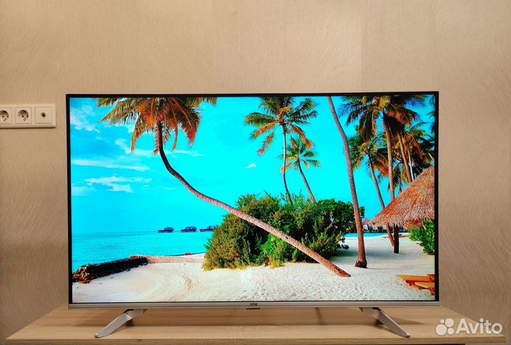 Безрамочный Android TV Wi-Fi голос 109см