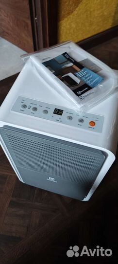 Осушитель Electrolux EDH-15L