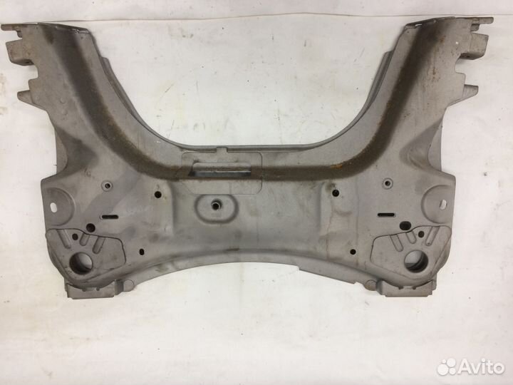 Подрамник рено Меган 2 2002-2009