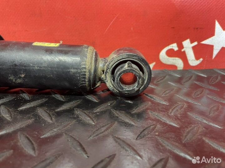 Амортизатор кабины задний Volvo FH