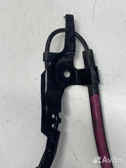 Датчик abs передний правый Toyota Camry V70/V75