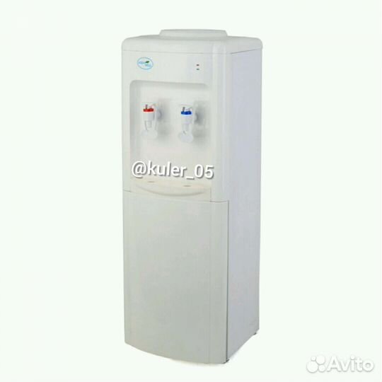 Кулер для воды в 19л бутылях