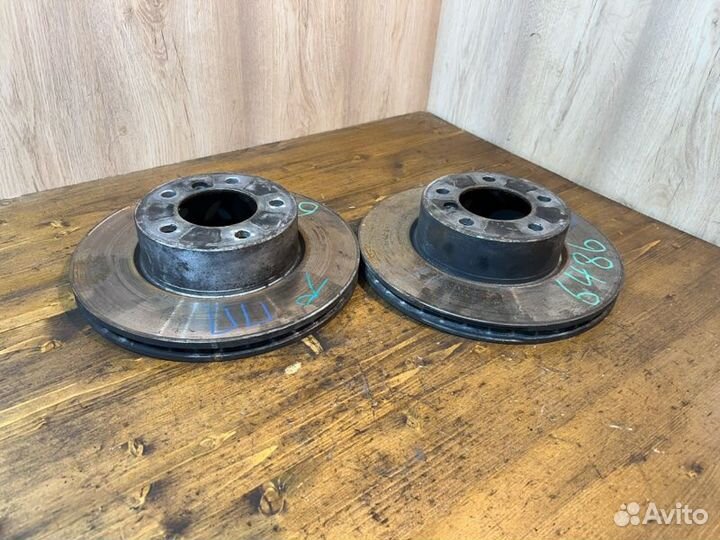 Диск тормозной передний Bmw 3 E90 N46B20 2.0 2011