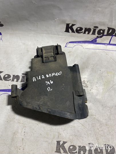 Противотуманная фара левая Alfa Romeo 146