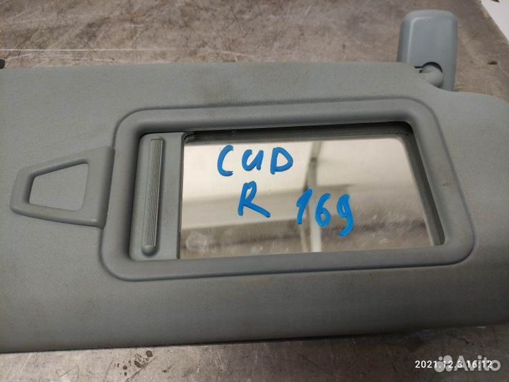 Козырек солнцезащитный правый Kia Ceed G4FC 2009