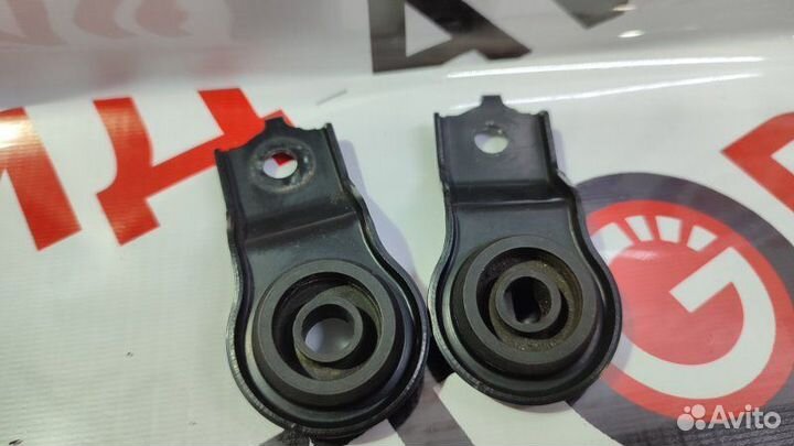 Крепление радиатора Toyota Camry Gracia SXV20