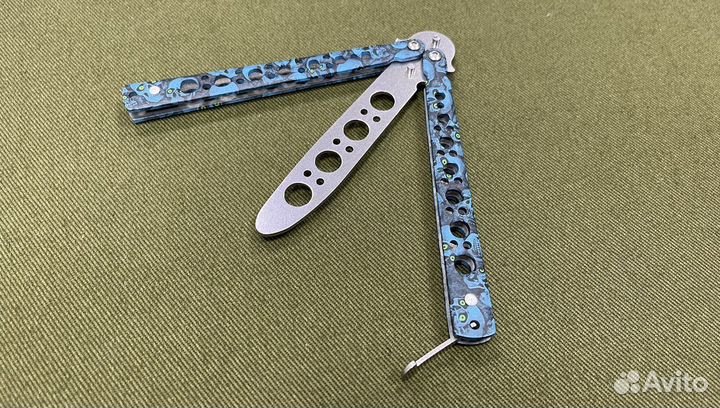 Тренировочный нож-бабочка Синий Череп