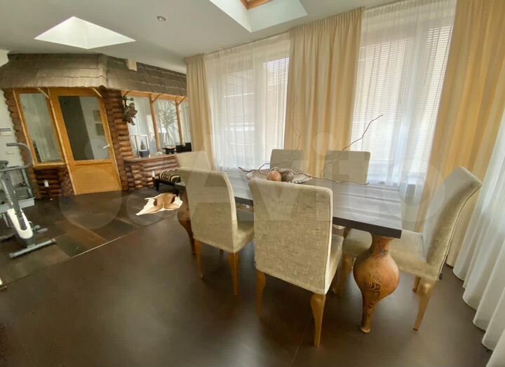 5-к. квартира, 240 м², 2/13 эт.