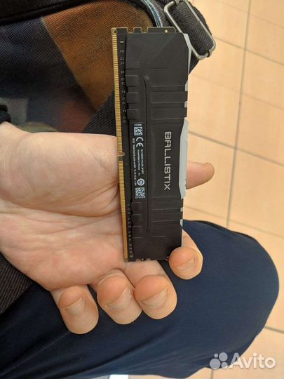 Оперативная память Crucial Ballistix RGB 16гб DDR4