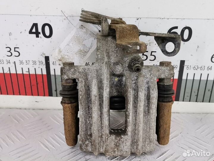 Суппорт задний правый для Audi A6 C5 8E0615424