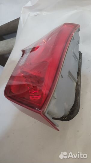 Фoнарь задний внутрeнний лeвый для Kia Rio 3